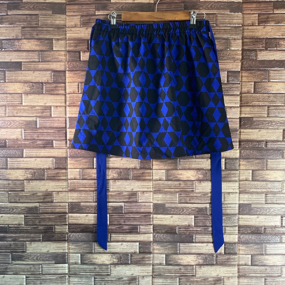 EUC Harper Women's Blue and Black Geometric Skirt Large